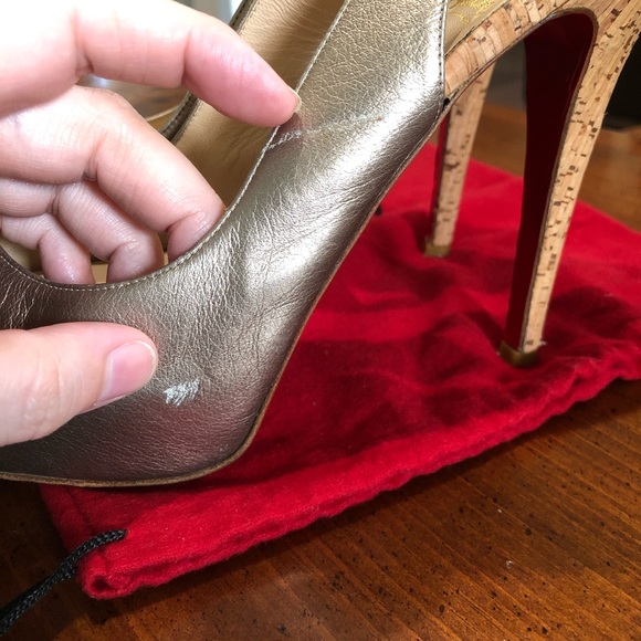 Christian Louboutin Gold Leather Peep Toe Cork - Picture 16 of 16
